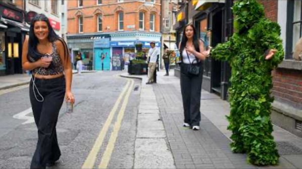 You will love this Bushman Prank