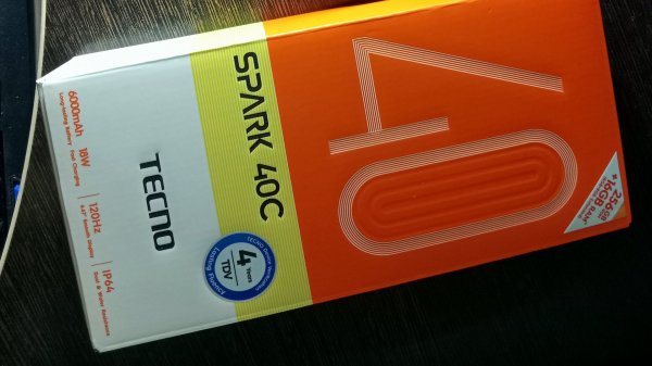 обзор смартфона Tecno Spark 40c 256 Гб , 12-10-2025