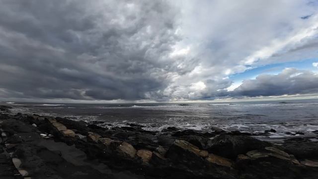 Черное море в октябре 2025 года. смотреть онлайн