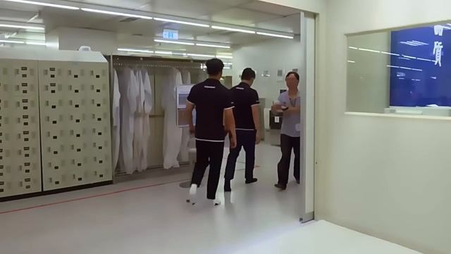 Tesla официально представила свой новый телефон, который стоит 789$.