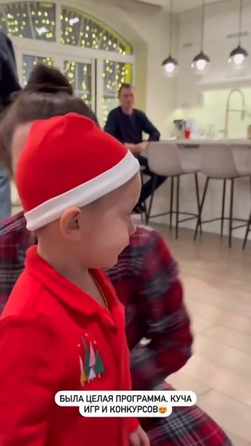 Дед Мороз и Снегурочка! Новогоднее поздравление! смотреть онлайн