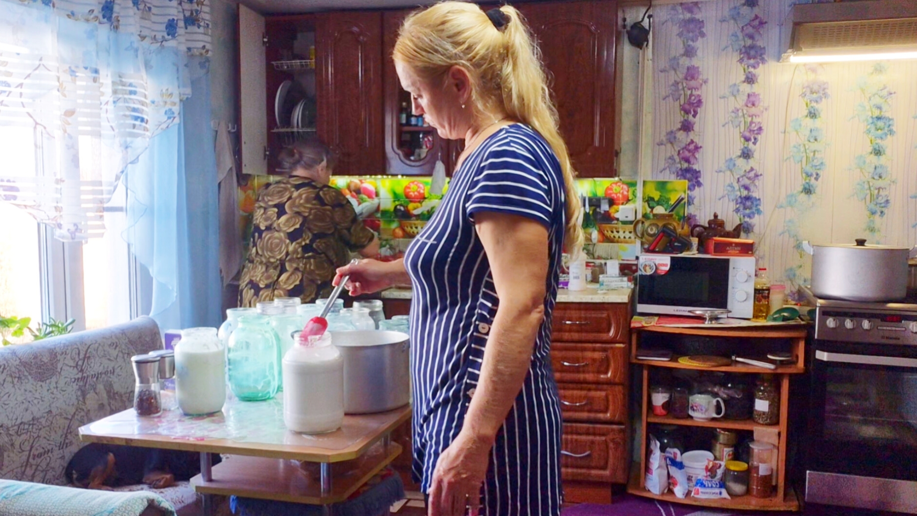 Вещаю из деревни,Превратила молоко в сыр,кое что придумала но им не понравится смотреть онлайн