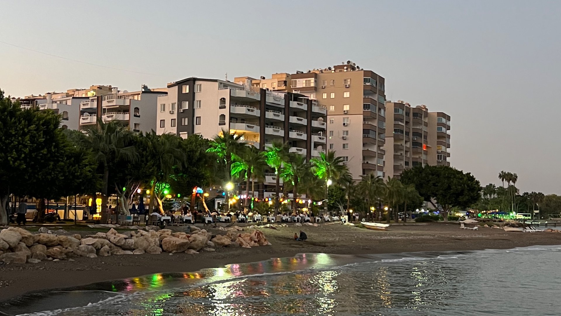 Вечерняя прогулка в Турции