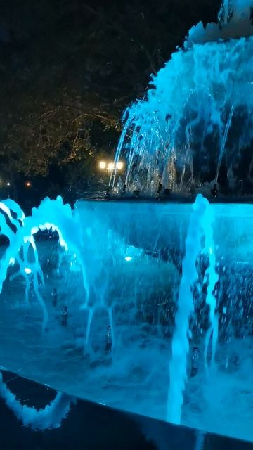 Фонтан "Ивушка в центре Приморского бульвара Севастополя смотреть онлайн