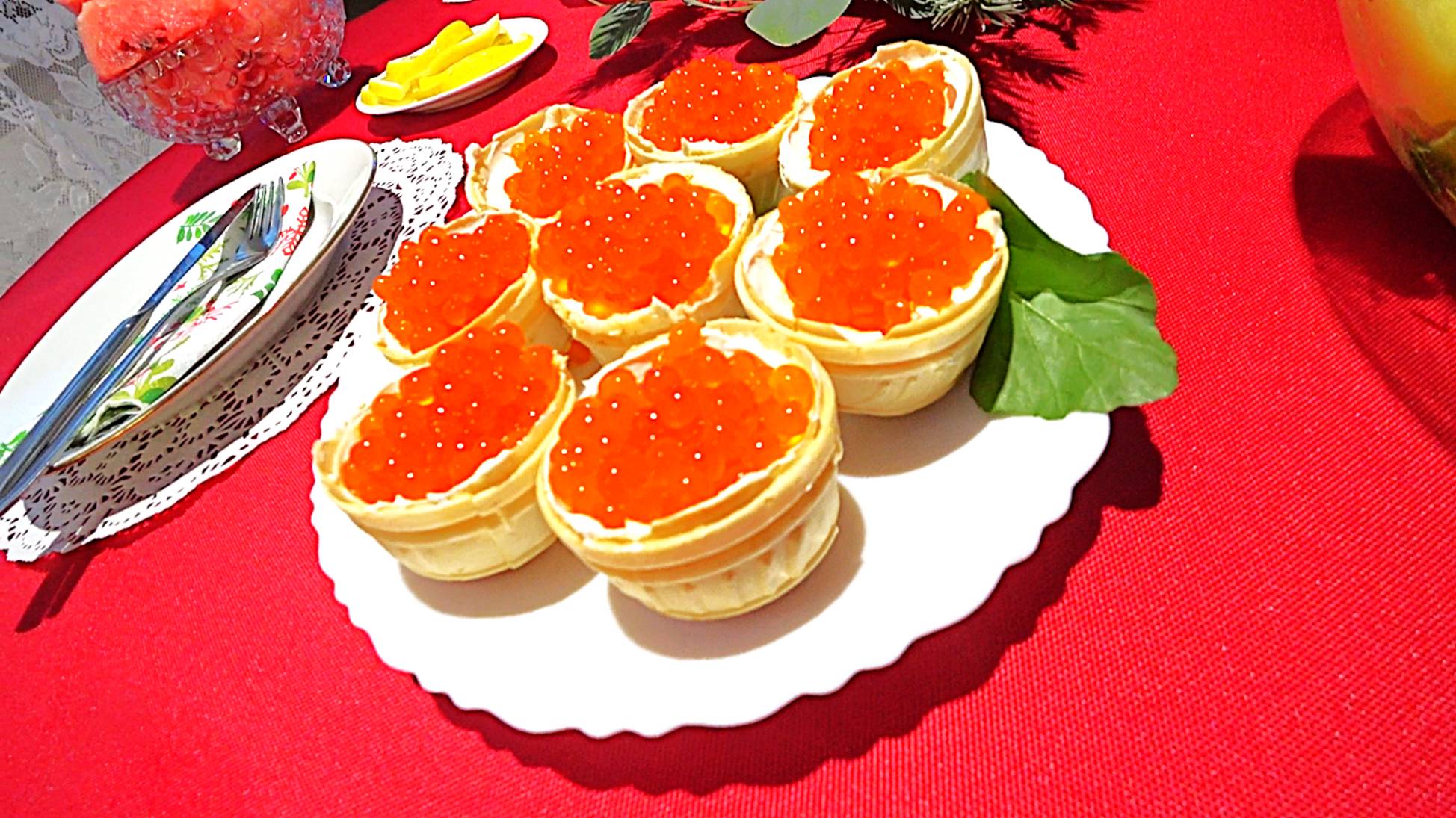 972 серия ШИКАРНЫЙ НОВОГОДНИЙ СТОЛ ЗА 5 МИНУТ. ЧУДО СКАТЕРТЬ. САМЫЙ ВКУСНЫЙ СТОЛ. смотреть онлайн