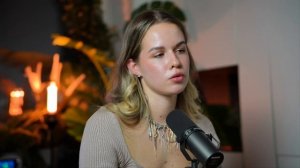 Кретинизм чистой воды 😳😵💫🧟♂️Не дай бог от такой родить ребенка.👨👩👧👦