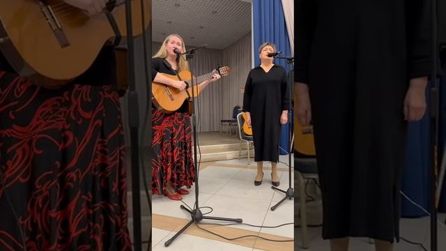 С .Спесивцева Концерт в г.Челябинск.Поем с М.Журавлевой и залом «Гроздья акации»