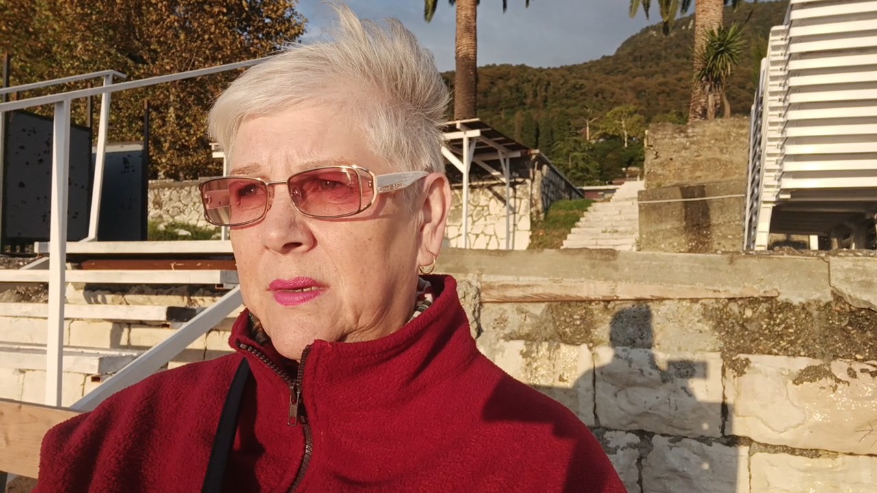 "Жизнь на пенсии".. Всех приветствую👋. Второй день в Абхазии г. Гагра. смотреть онлайн