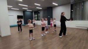Второе занятие дэнс микс ( 6-10лет)