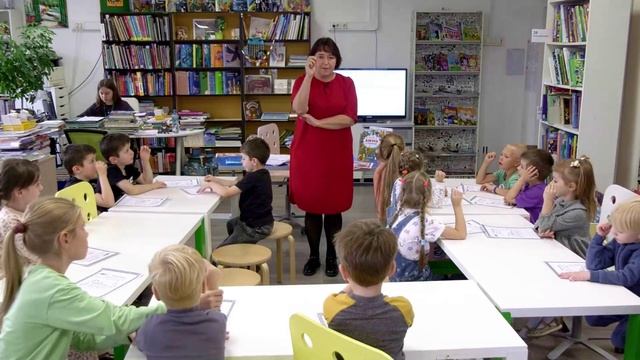 Азбука с улыбкой, или Виммельбух от А до Я: о развитии, удовольствии и любви к русскому языку смотреть онлайн