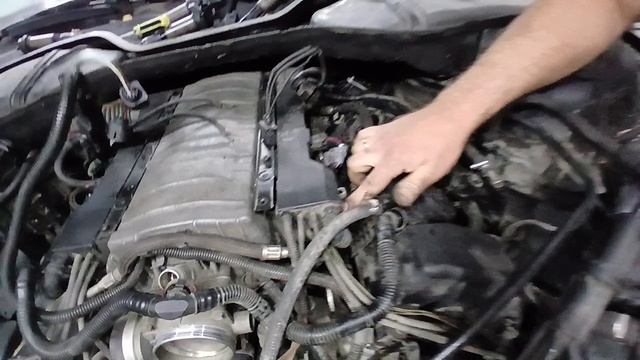 Ремонт BMW 735I Как выставить систему зажигания на двс 3,6