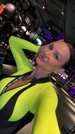 Отправь тому, кому нужна помощь 🤣