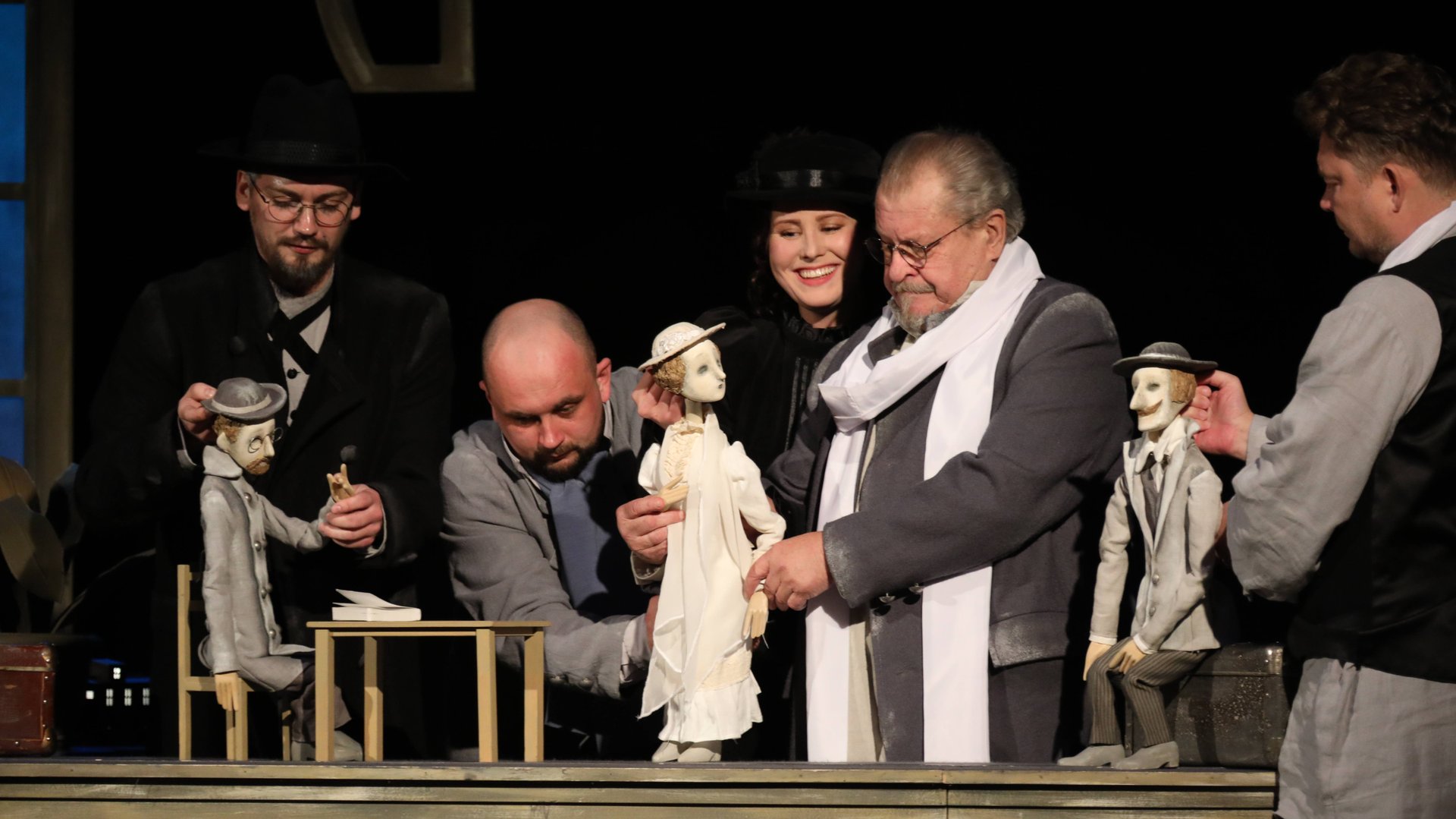 В Железногорске впервые выступил Мурманский областной театр кукол смотреть онлайн