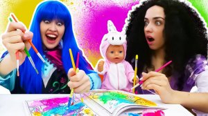 Когда вредная принцесса творит ШАЛОСТИ! Весёлые игры с Бейби Борн Эмили 🎈👑