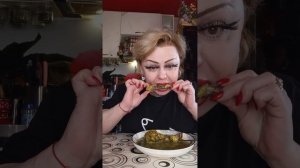 ПРИВЕТУЛИ !  КУШАЕМ НЕ КАГО НЕ СЛУШАЕМ !))