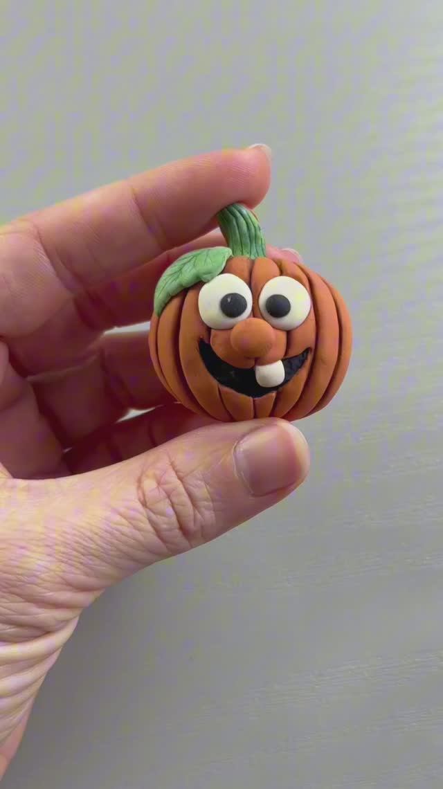 Октябрь - месяц тыкв) смотреть онлайн