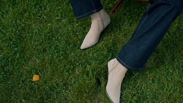 Коллекция ОСЕНЬ-ЗИМА'25/26 I «Снежная Королева» — российский бренд мужской и женской одежды смотреть онлайн