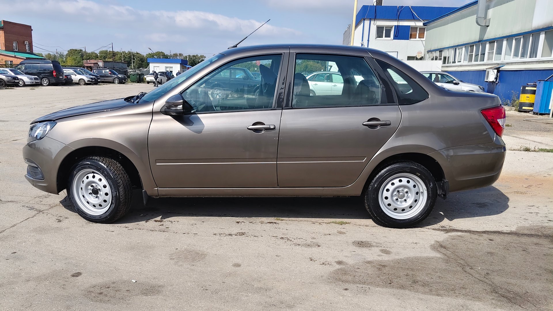 НЕДОРОГИЕ ЛАДА ГРАНТА С КОНДИЦИОНЕРОМ 13-10-2025 смотреть онлайн