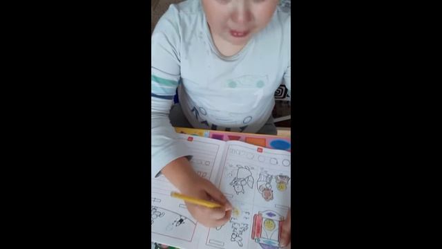 сумасшедшие мальчика все подряд Матвея Ивановича