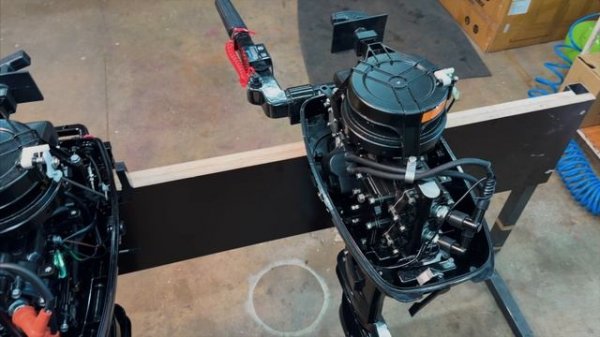 Краткое сравнение мотора KITT BOATS 9.8 с другим популярным в России Китайским мотором.