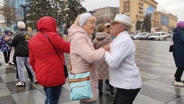 ОТЦВЕЛА ЛИПА БЕЛАЯ ВОТ И ВСТРЕТИЛИСЬ ВНОВЬ!;ТАНЦЮЄ ХАРКІВ 2025 #kharkiv #танцы