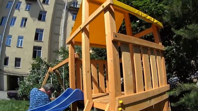 Детская площадка смотреть онлайн