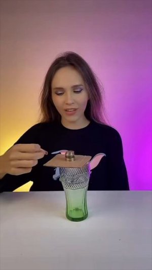 Сколько монет попадёт в стакан? 😱