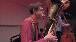 Русский номер / солист - Федор Шагов (туба)