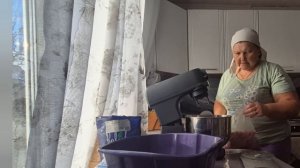 колбаса,тушенка ,печень,грудинка сегодня целый день