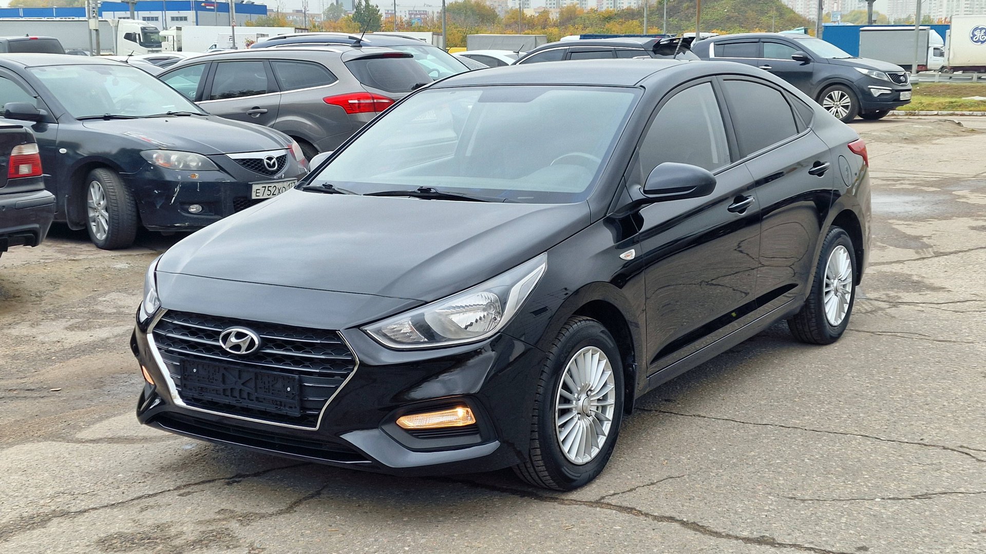 Hyundai Solaris (2017) смотреть онлайн