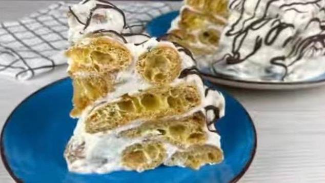 Такой вкусный,что сложно остановиться на одном кусочке! Торт Дамские Пальчики смотреть онлайн