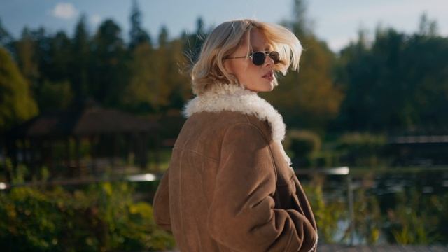 Коллекция ОСЕНЬ-ЗИМА'25/26 I «Снежная Королева» — российский бренд мужской и женской одежды смотреть онлайн