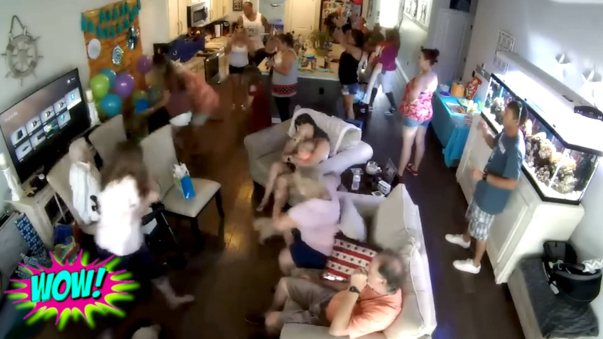 ЛУЧШИЕ ПРИКОЛЫ: СМЕШНЫЕ ВИДЕО ДЛЯ ХОРОШЕГО НАСТРОЕНИЯ смотреть онлайн