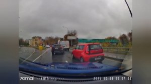 ДТП в Москве "Прикрылся зонтом"