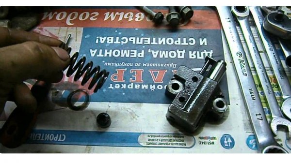 KIA Ceed - Замена маслосъёмных колпачков.