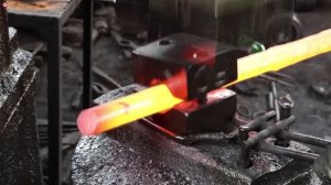 Как делают заготовки для автомобильных полуосей.