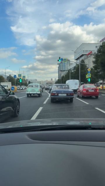 Обычный день на Садовом Кольце смотреть онлайн