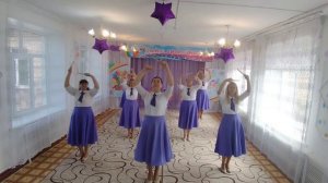 Танец с клавесами "Девушки как звёзды"