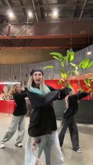 Слушай и снимай под мой трек, а с меня лайк  #миланатут #миланафилимонова #филимонка #новыйтрек