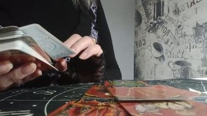 Кто идет к вам для серьезных отношений? Расклад Таро