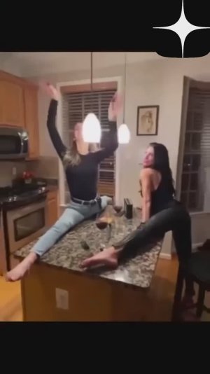 Девушки желают вам отличного настроения