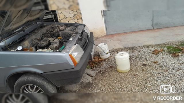 ВАЗ 21099 - очередная жертва заправки смотреть онлайн