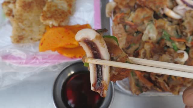 2000 вон, где владелец готовит блины смотреть онлайн