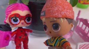 Леди Баг Маринетт ЛОЛ и Андриан Супер Кот вместе во время карантина оказались!