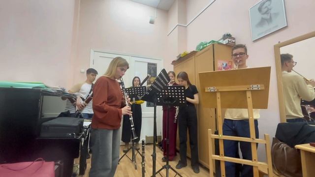 Гордей Оряшин сюита для секстета деревянных духовых инструментов в трех частях «Музыка с травки»