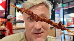 Жизнь в Китае 370. Чем и где кормить туристов? Экскурсия по ШЖ