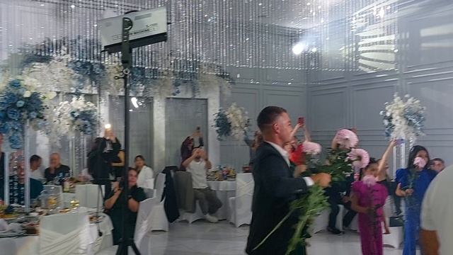 поздравление от братьев и сестер.mp4 смотреть онлайн