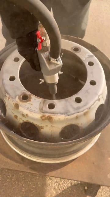 Пескоструйный аппарат Zitrek в действии😎👍 смотреть онлайн