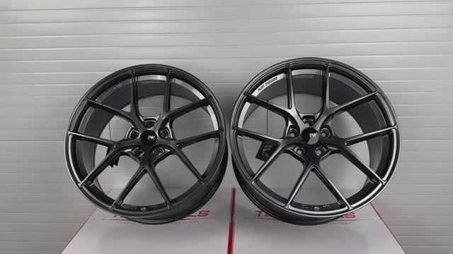Topwheels LX01 20 8.5/9.5J вес 10.6kg Titanium