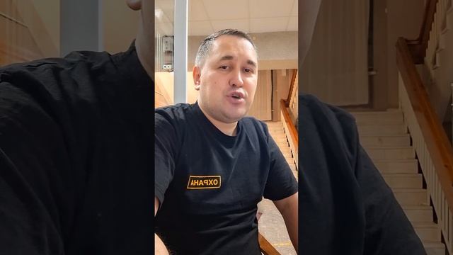 РАТМИР АЛЕКСАНДРОВ/СВОИХ НЕ БРОСАЕМ/cover